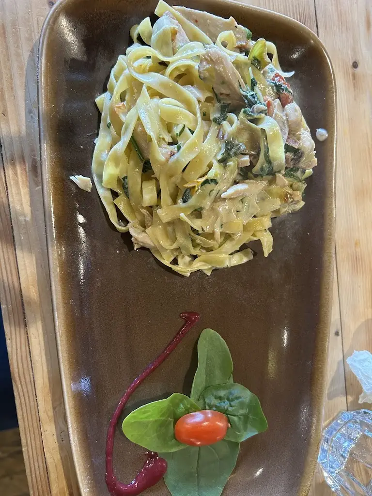 Dal Patino_Musselburgh_slider_image_3