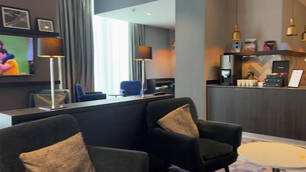 Crowne Plaza Aberdeen Airport_Newmacher_slider_image_1