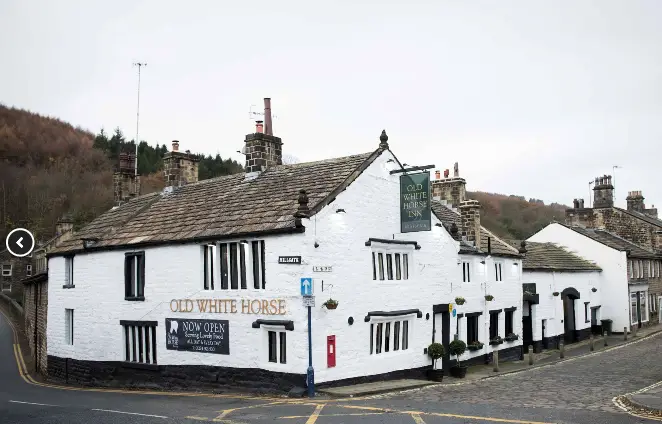 The Old White Horse Brasserie_Bingley_slider_image_3