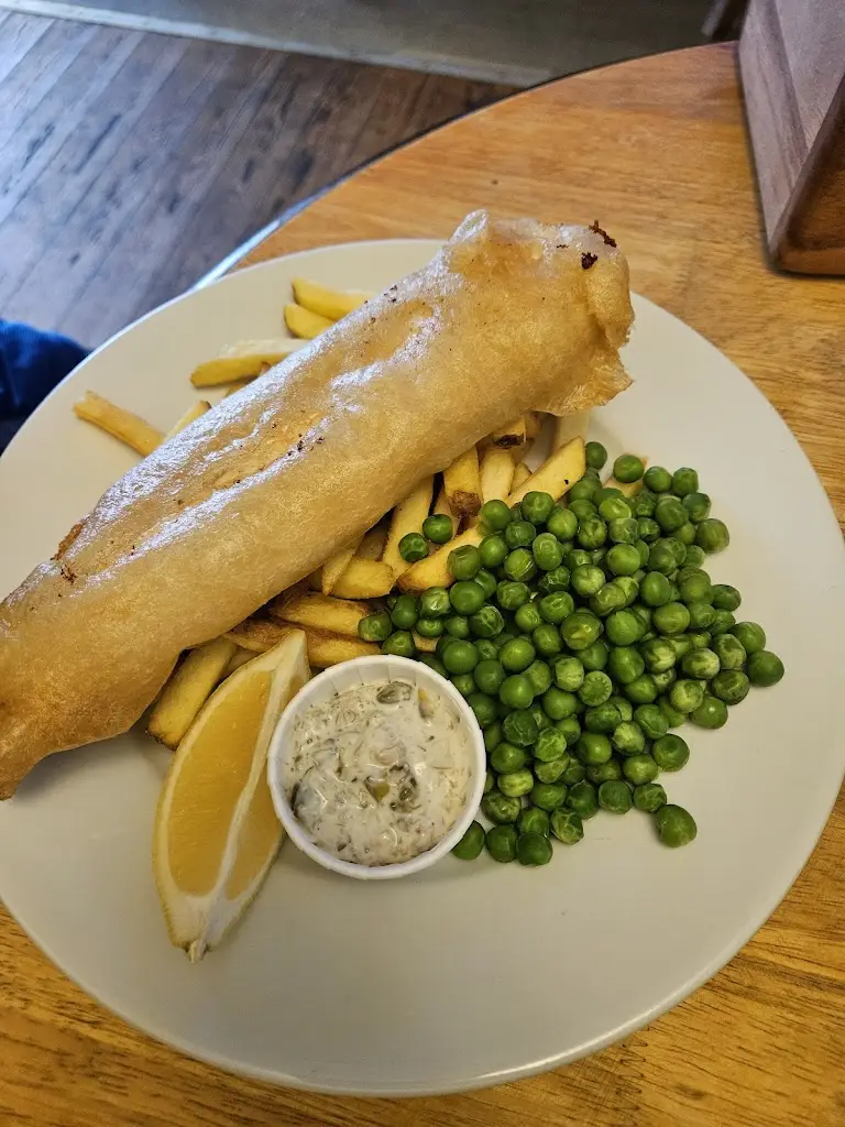 Jessica Tremblay_Jackos Bar & Diner_Nairn_review