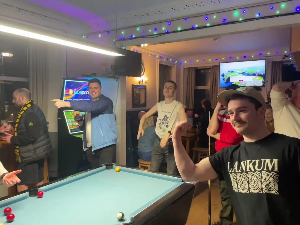 Matthew Byrne_Uncle Bob’s Bar_Nairn_review