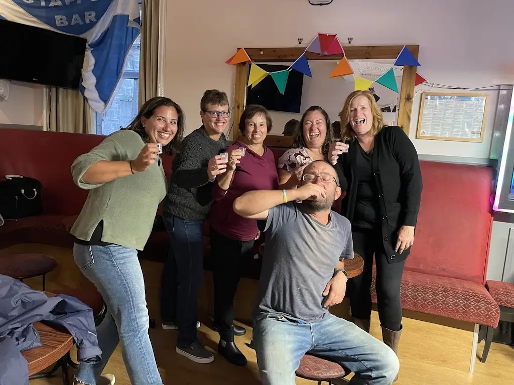 jester nutt_Uncle Bob’s Bar_Nairn_review