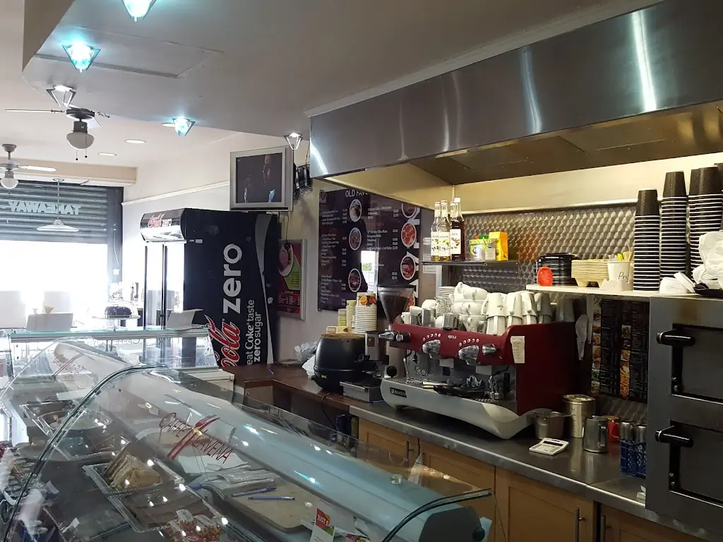 Caffe Lavena restaurant in Newmains