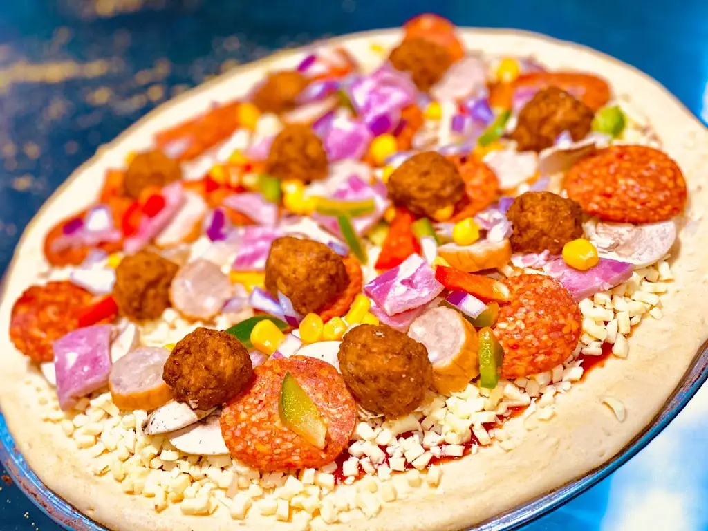 Pizza max / Max German Doner_Newmains_slider_image_3