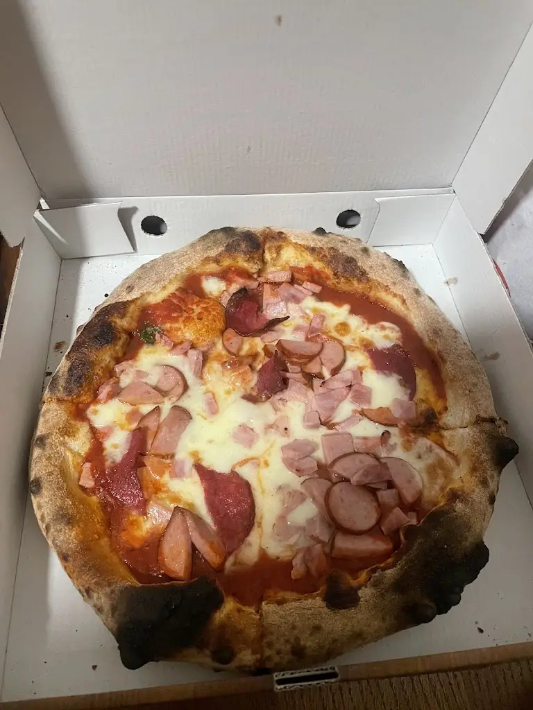 Menu_Franco's Fish & Chips Newmains_Newmains_image_7