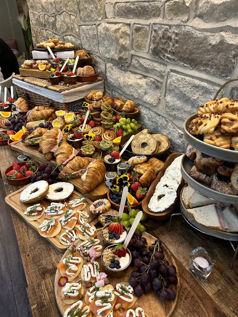 The Lounge_Bingley_slider_image_2