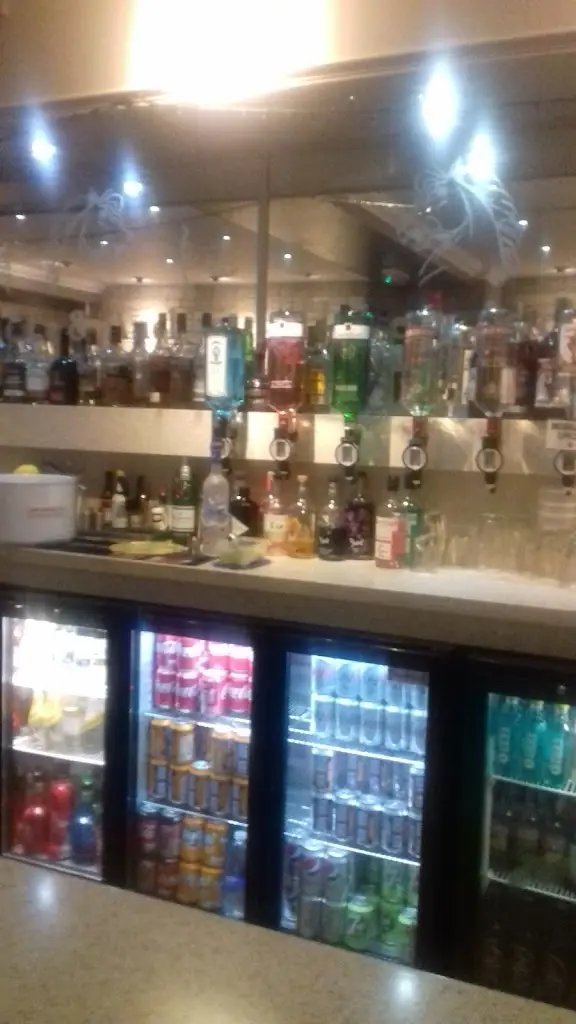 Francis Pearson_The Horse & Anchor_Newmains_review