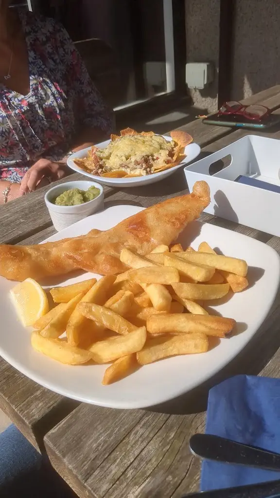 gary scott_The Ploughman_Peterculter_review