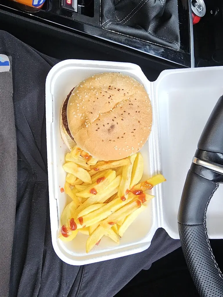 Menu_Pizza Royal_Newton Stewart_immagine_3