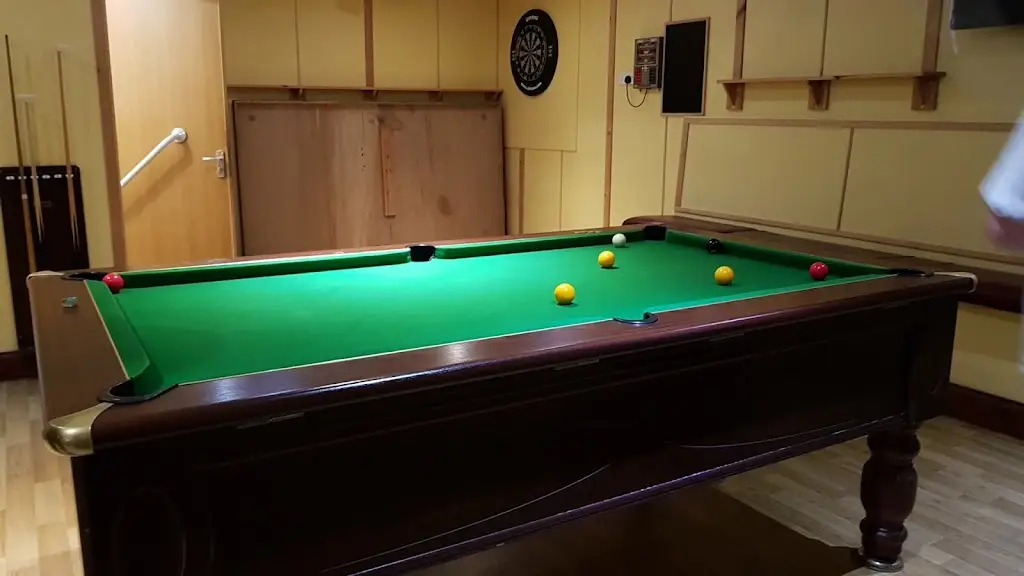 CHRIS SANDERSON_Central Bar_Newton Stewart_review