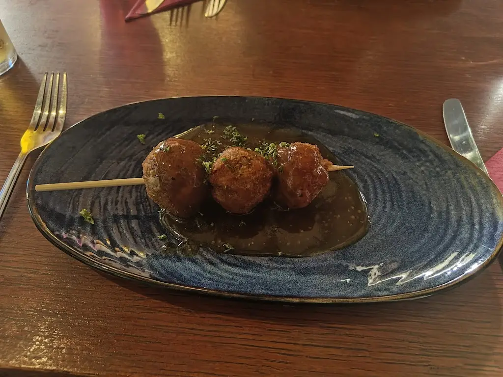 Jelly 98_Lairds Inn_Newton Stewart_review