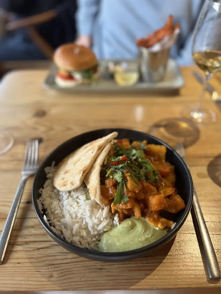 Meaghan Frawley_The Herringbone_North Berwick_review