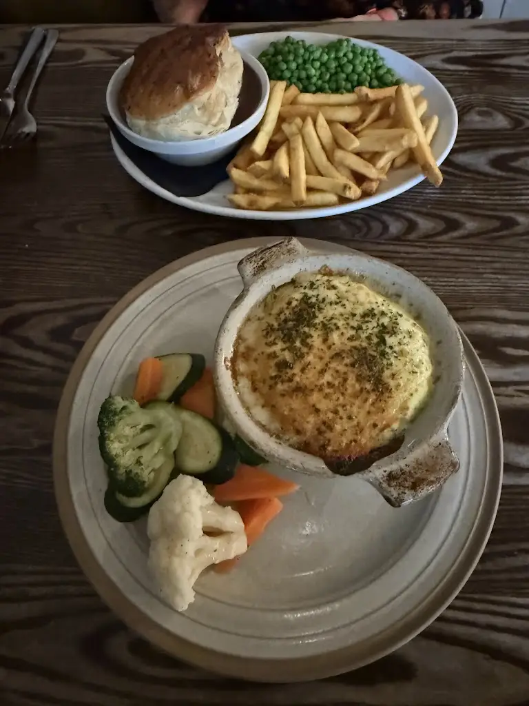 Tony Bates _The Ship Inn_North Berwick_review