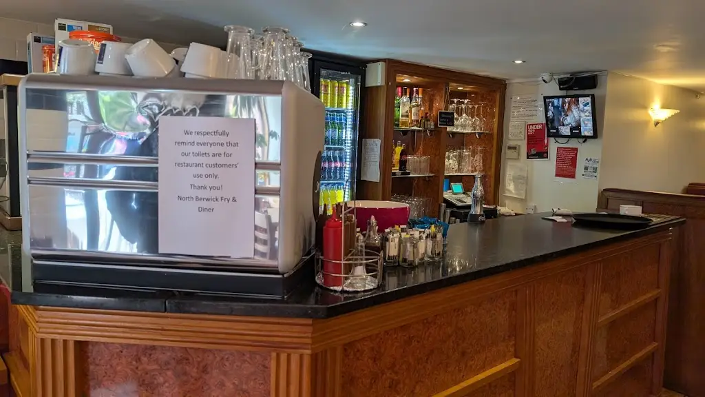 Paulo Lucian Riess_North Berwick Fry_North Berwick_review