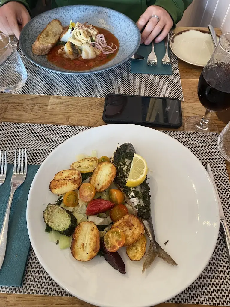 Renieke Meyfroot_The Dory Bistro & Gallery_Pittenweem_review