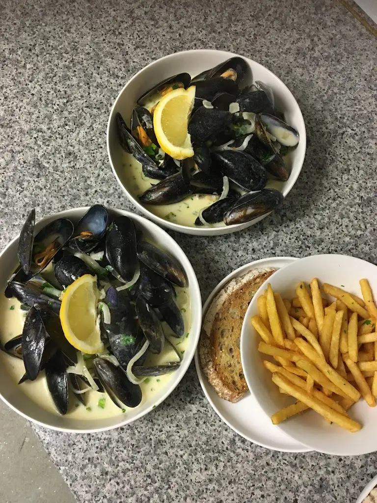 Menu_Caledonia Bistro_Port Bannatyne_image_4