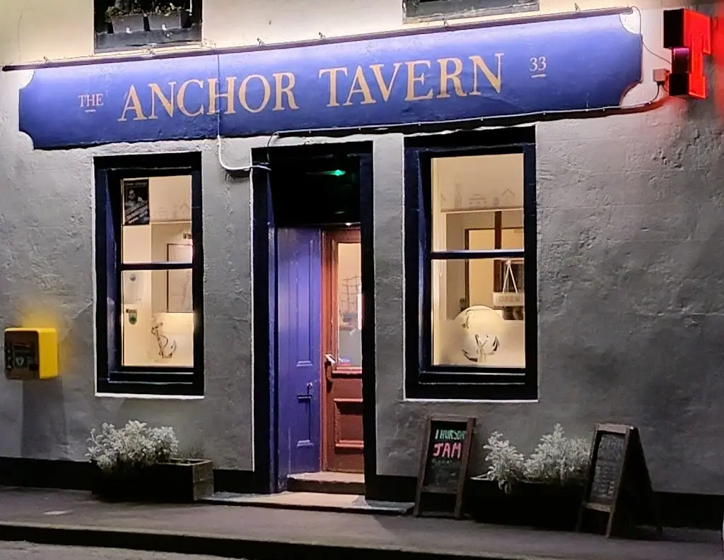 The Anchor Tavern & Hub restaurante en Port Bannatyne