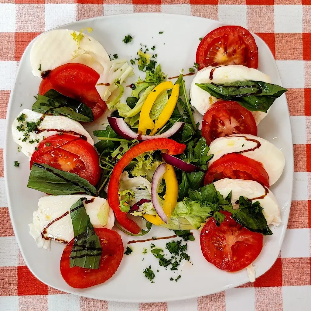 Gino's_Newtonhill_slider_image_2