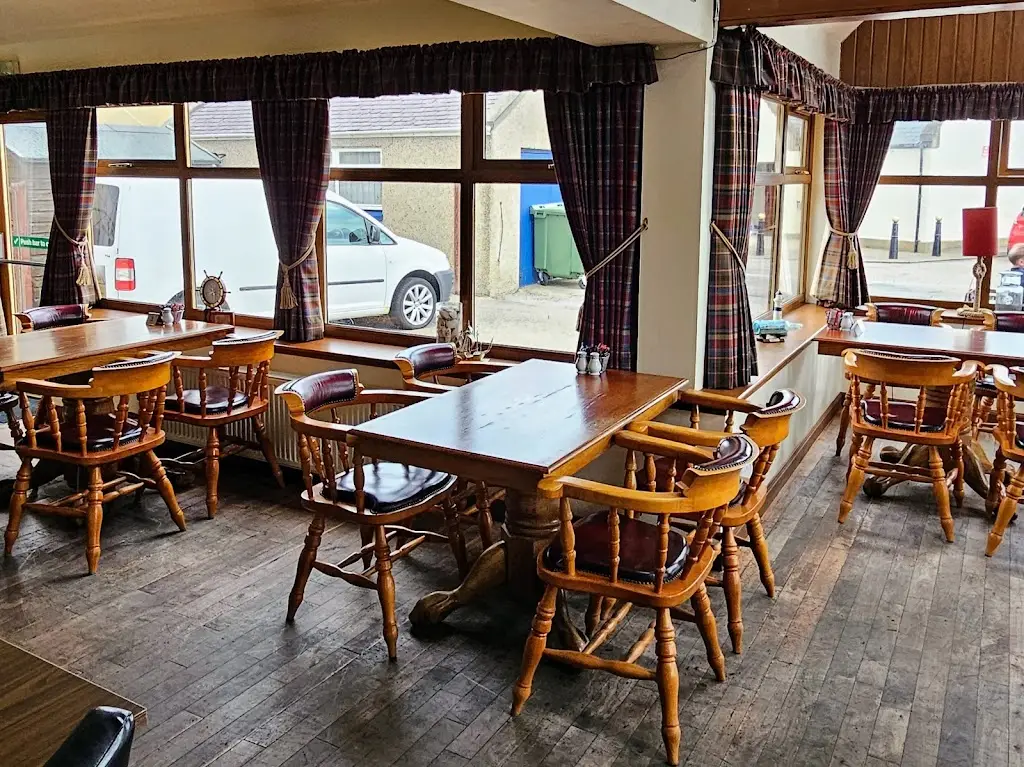 Admirals Inn Public House_Portknockie_slider_image_1
