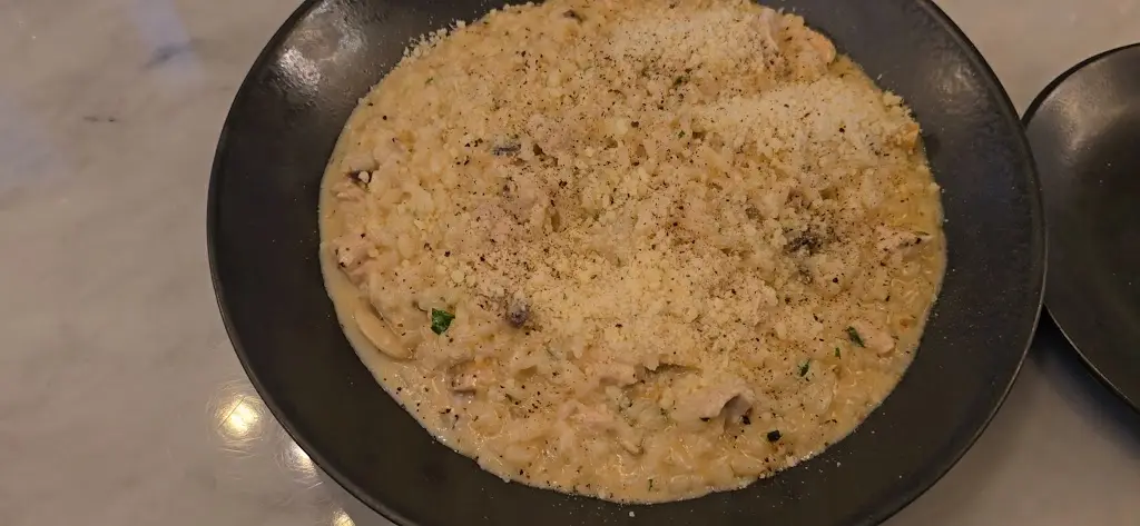 Trattoria Genova_Paisley_slider_image_2