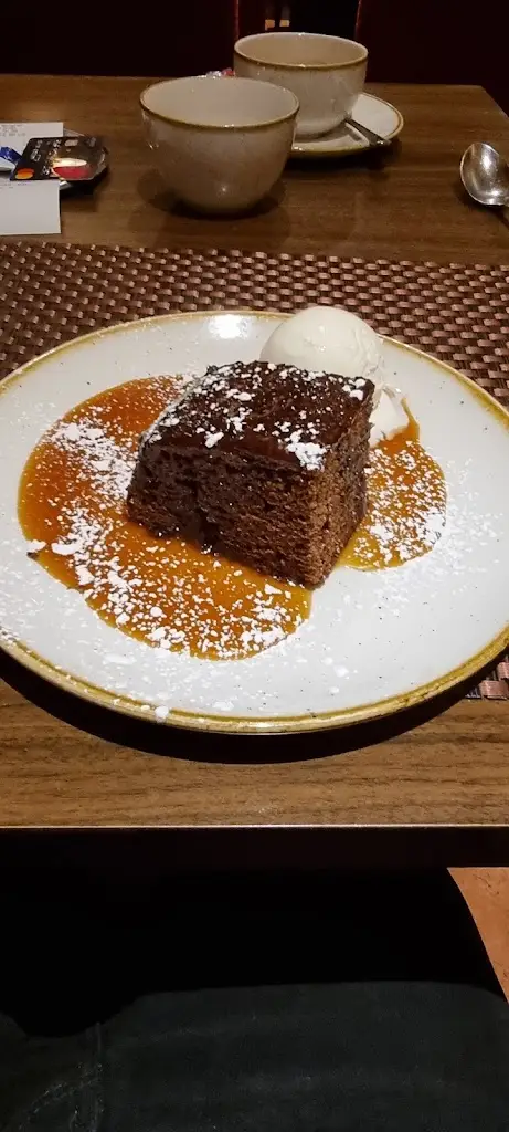 Ian Richards_Cardosi's_Paisley_review