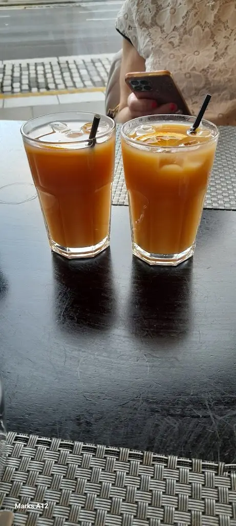 Menu_Pendulum Bar & Grill_Paisley_image_9