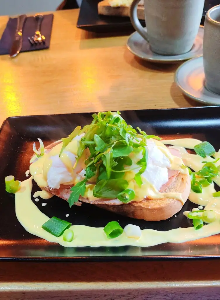 Menu_Upper Eastside Paisley_Paisley_image_6