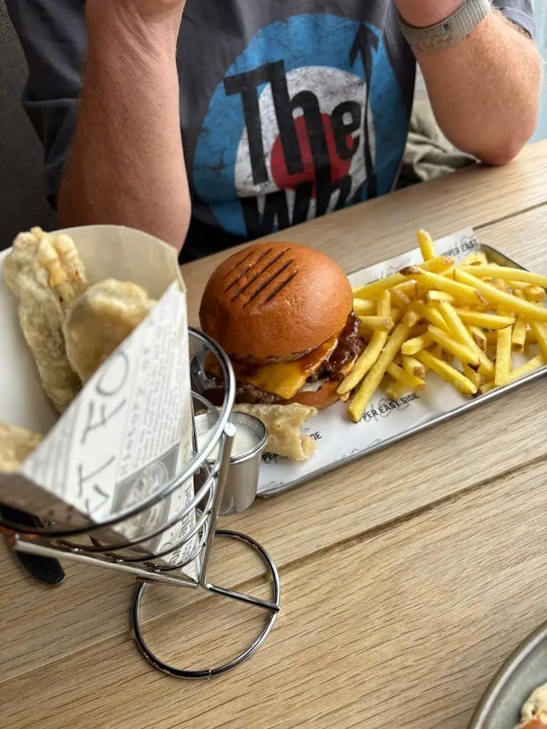 Upper Eastside Paisley_Paisley_slider_image_3