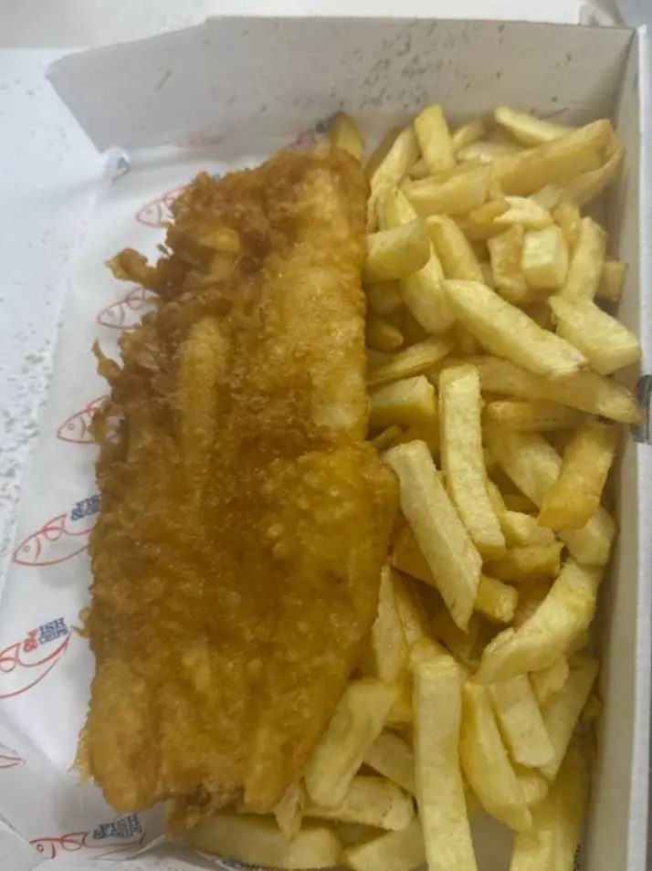 Vladyslav Savchuk_Dolphin Cafe_Peterhead_review