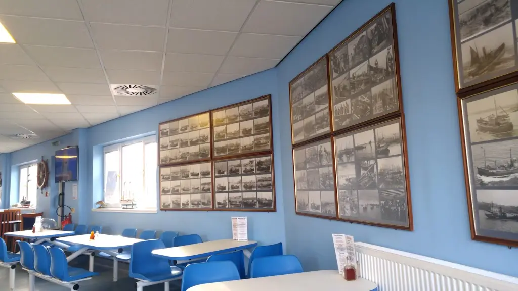 Dolphin Cafe_Peterhead_slider_image_2