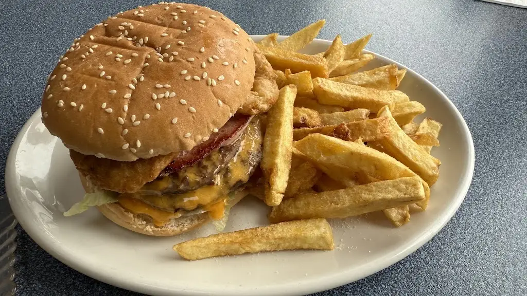 Dolphin Cafe_Peterhead_slider_image_3