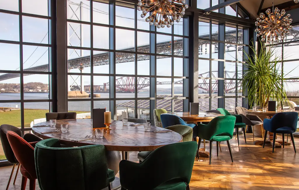 Scotts Bar & Restaurant restaurant in Queensferry