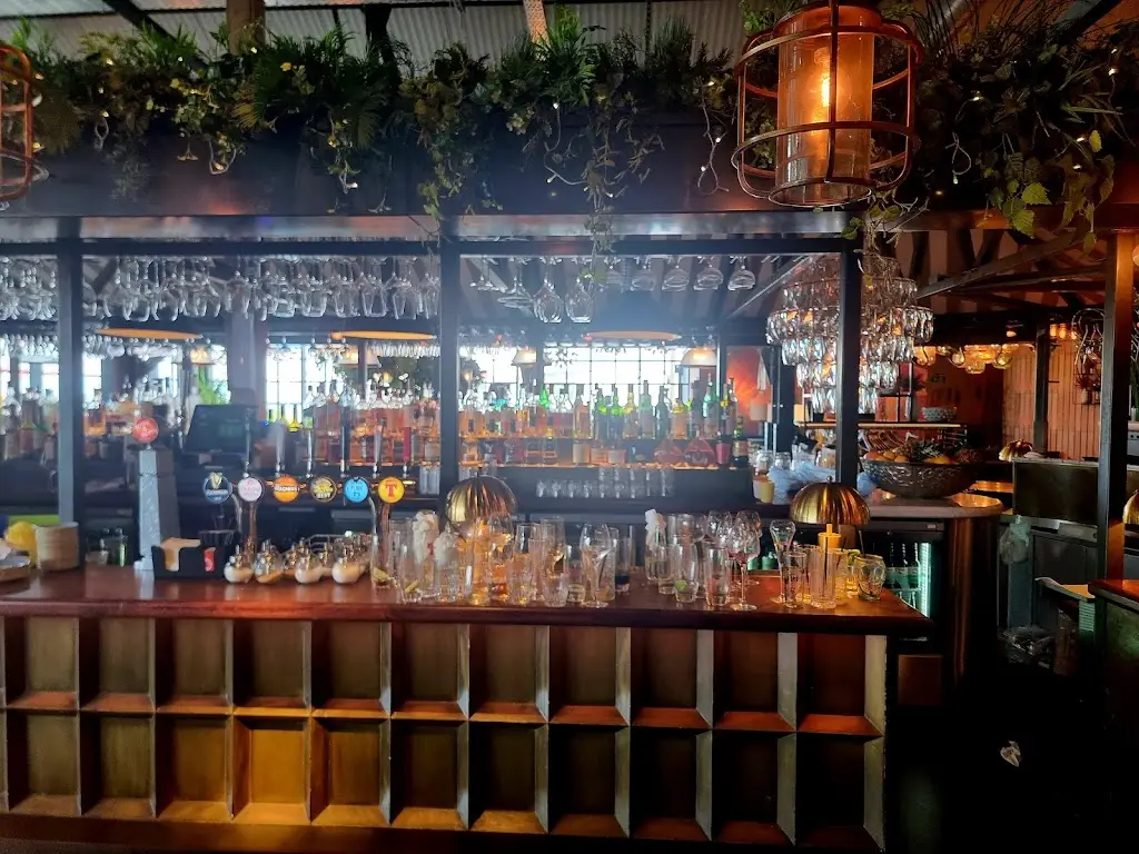 Scotts Bar & Restaurant_Queensferry_slider_image_3