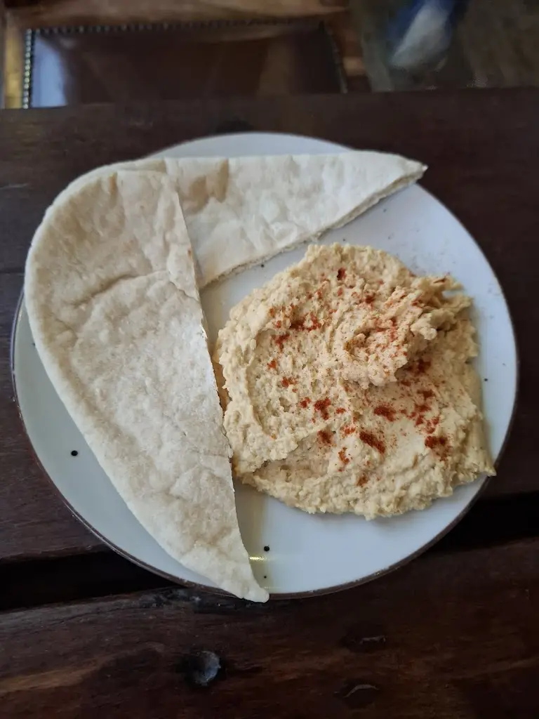 Jason Thompson_The Railbridge Bar & Bistro_Queensferry_review