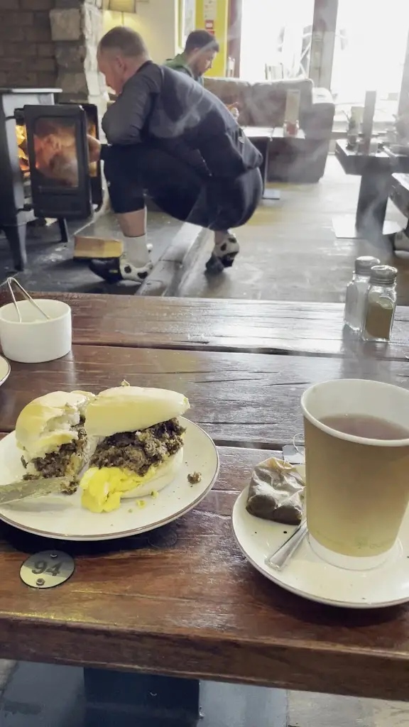 The Railbridge Bar & Bistro_Queensferry_slider_image_2