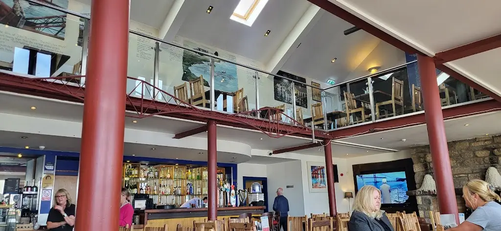 The Railbridge Bar & Bistro_Queensferry_slider_image_3