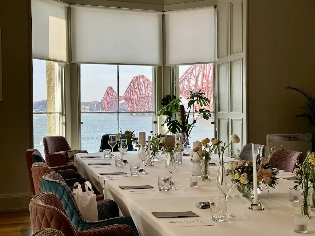 Ewan Anderson_Thirty Knots_Queensferry_review