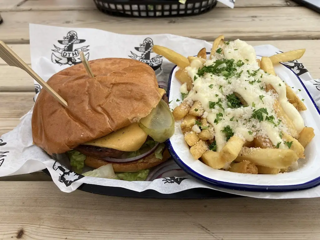 Down the Hatch_Queensferry_slider_image_2