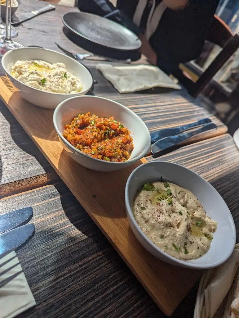 Menu_NOYA Mediterranean Restaurant_Birkenhead_image_5