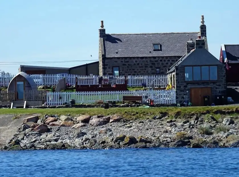 Seafront Cottages - Pew with a View & Door to the Shore Restaurant in Rosehearty