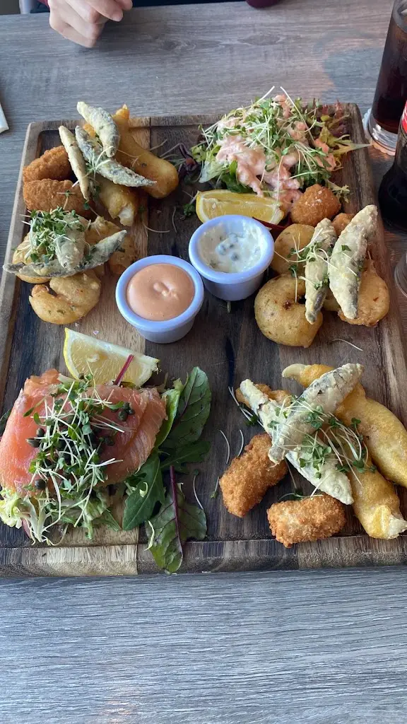 Menu_Coast_Port Glasgow_image_9