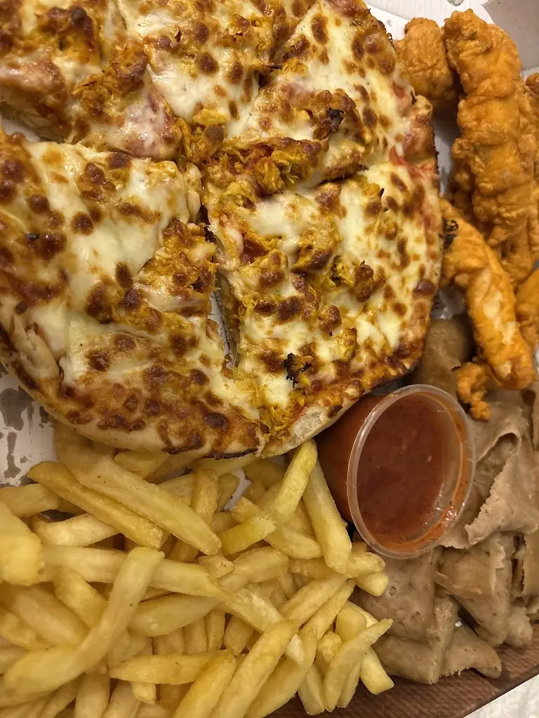 Nicole Gourlay_The Manzil Tandoori Takeaway_Port Glasgow_review