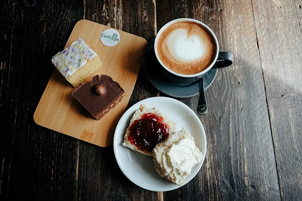 The Cottage Cafe Bistro_Port Glasgow_slider_image_2