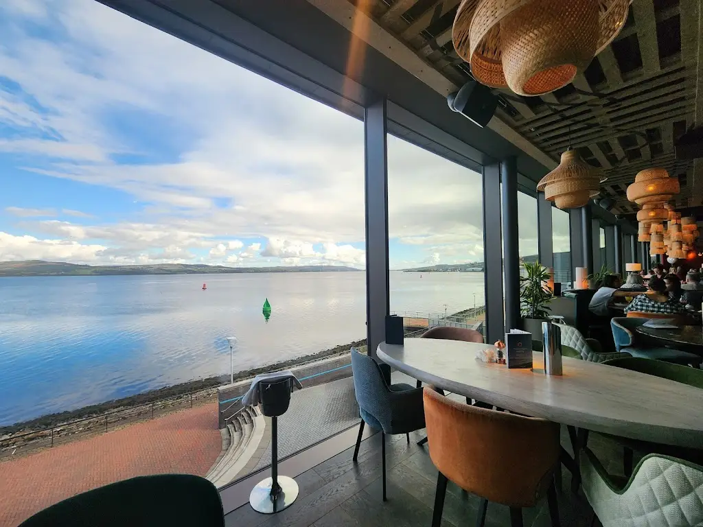 DaBoss Robert_Scotts Bar & Restaurant_Port Glasgow_review