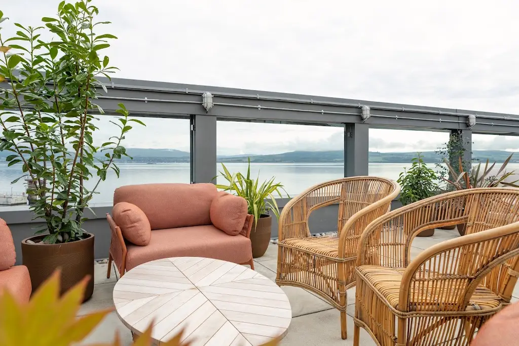 Scotts Bar & Restaurant restaurant in Port Glasgow