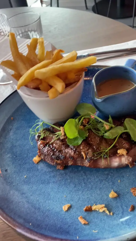 Scotts Bar & Restaurant_Port Glasgow_slider_image_2