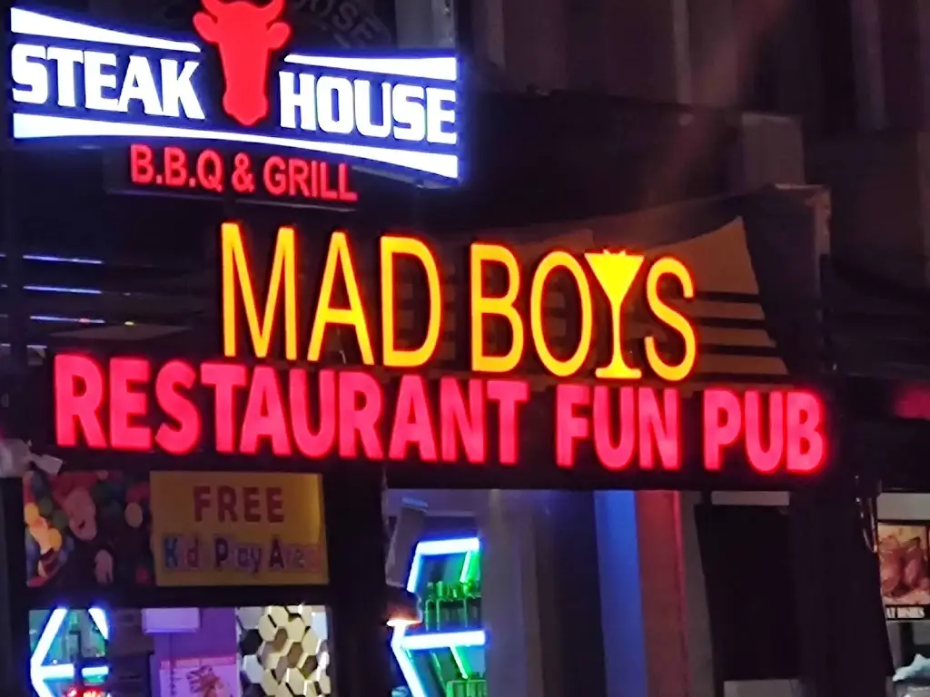 10 30_YO! Port Glasgow Tesco Kiosk_Port Glasgow_review