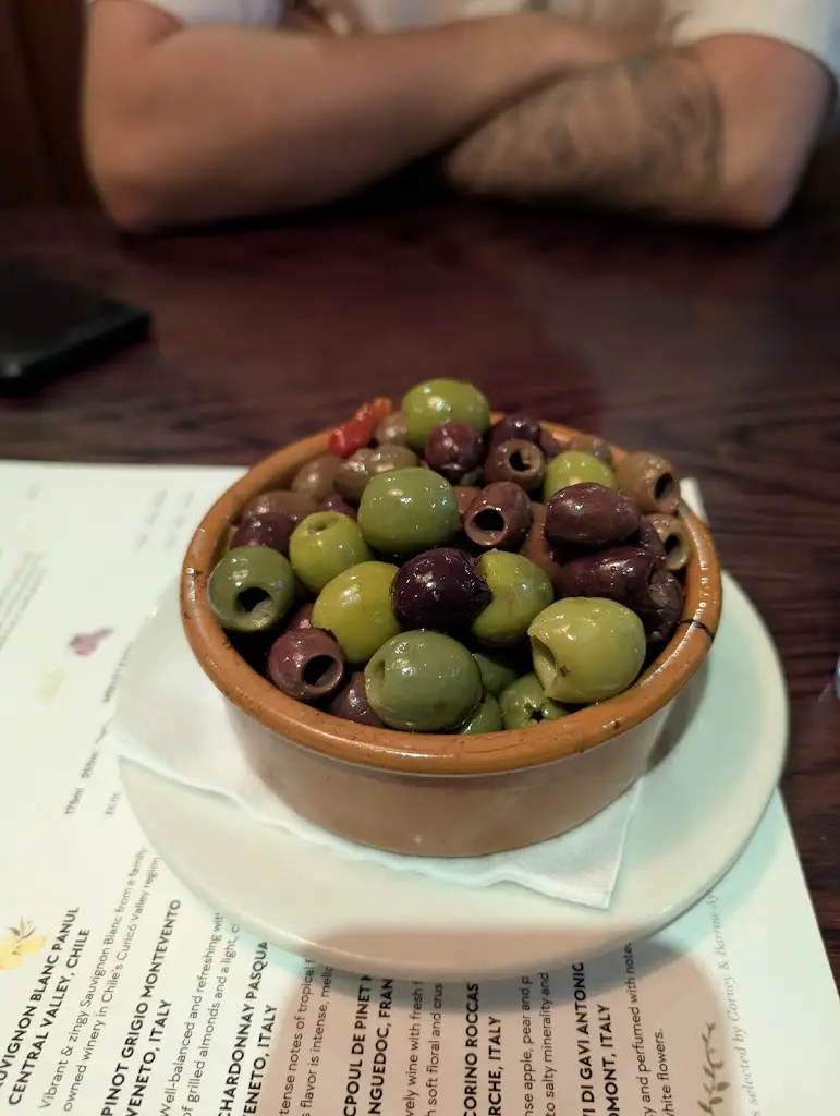 D Stewart_Vito's Restaurant_Prestwick_reseña