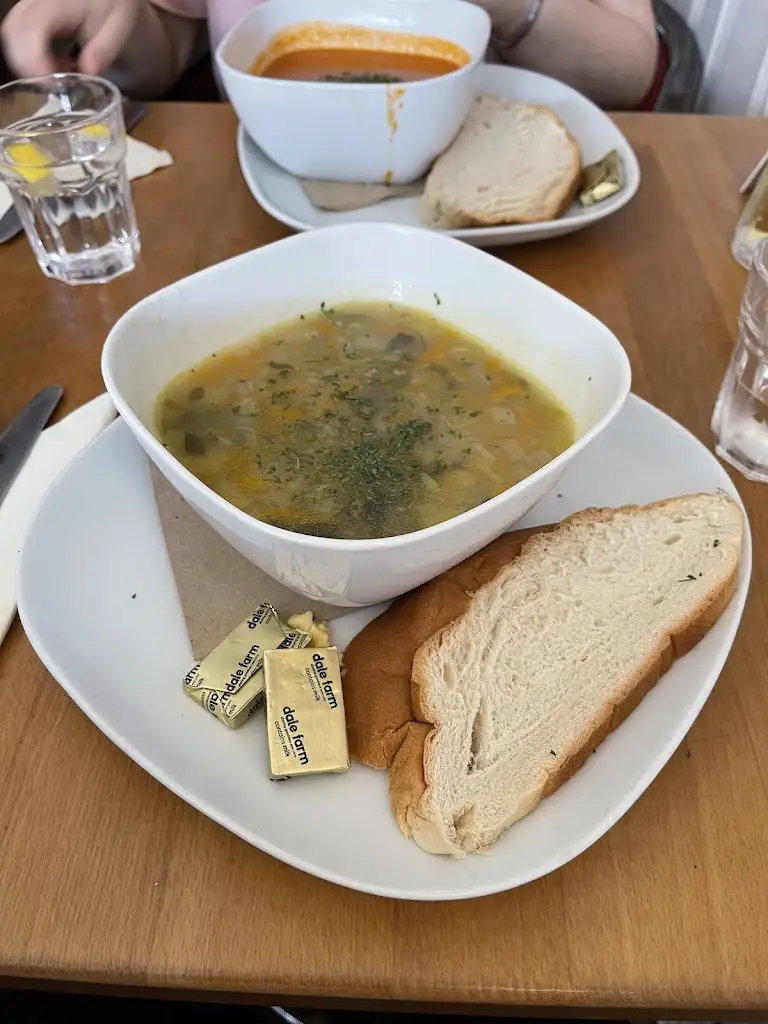 Anna Nicholson_Bramley's_Prestwick_review