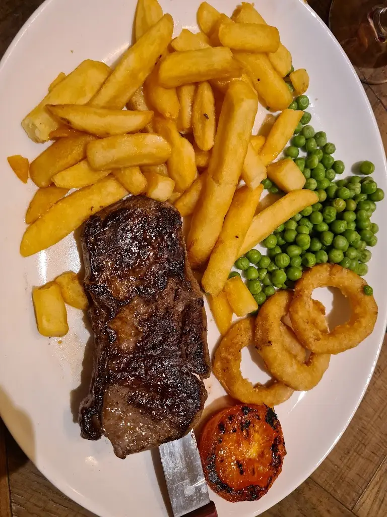 Menu_Arrowe Park_Birkenhead_image_7